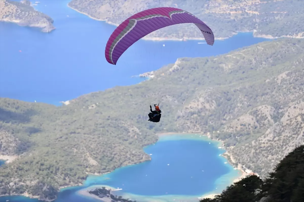 Babadağ'da Yamaç Paraşütü Heyecanı