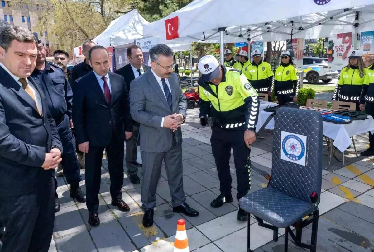 Vali Aksoy'dan Trafik Haftası Ziyareti