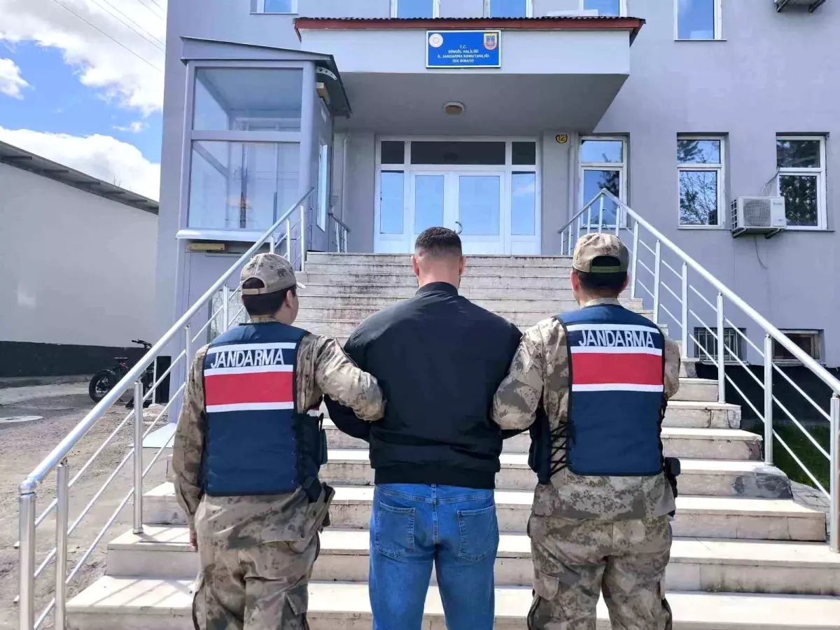 Bingöl'de Dolandırıcılıktan Aranan Şahıs Yakalandı