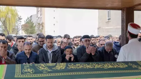 İbrahim Selamet Son Yolculuğuna Uğurlandı