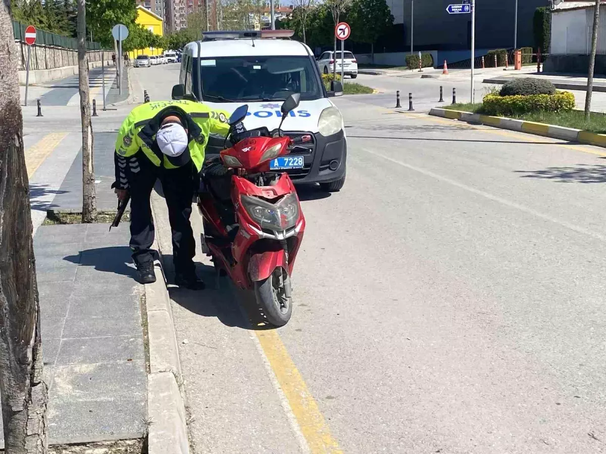 Çorum'da Motosiklet Kazası: Sürücü Yaralandı