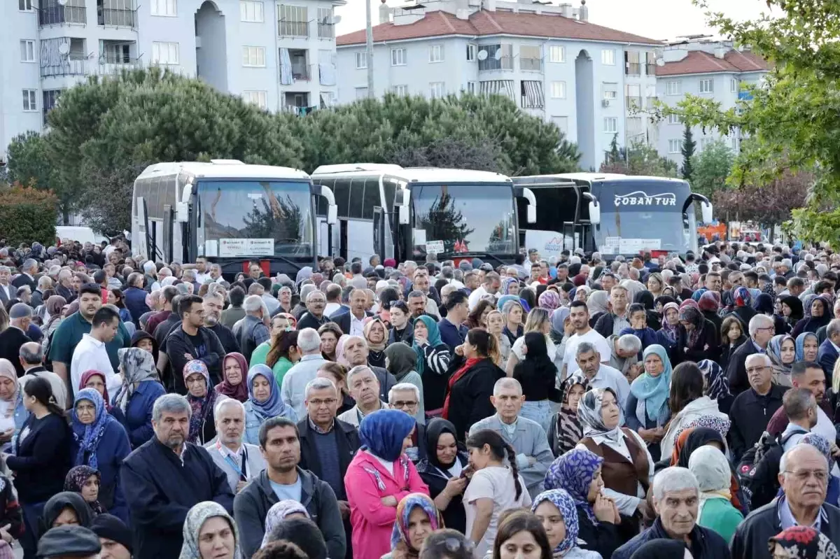 Denizli'den İlk Hac Kafilesi Uğurlandı
