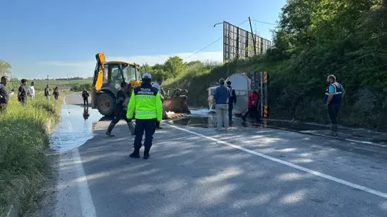 Karasu'da Su Tankeri Kazası: Sürücü Hayatını Kaybetti