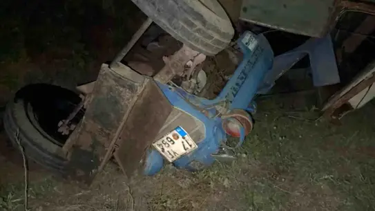 Çanakkale'de Traktör Kazası: 80 Yaşındaki Çiftçi Hayatını Kaybetti