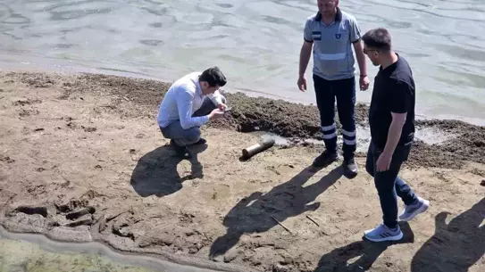 İznik Gölü'nde İki Top Mermisi Bulundu