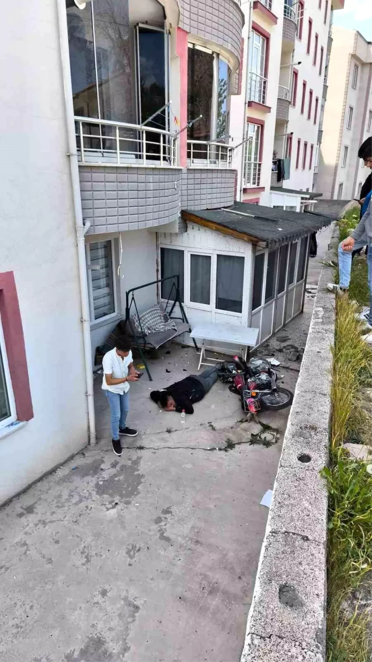 Yozgat'ta 'Dur' İhtarına Uymayan Sürücü Kaza Yaptı