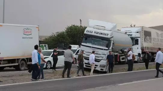 Cizre'de Zincirleme Trafik Kazası