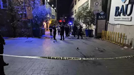 Beşiktaş'taki Eğlence Mekanında Silahlı Kavga