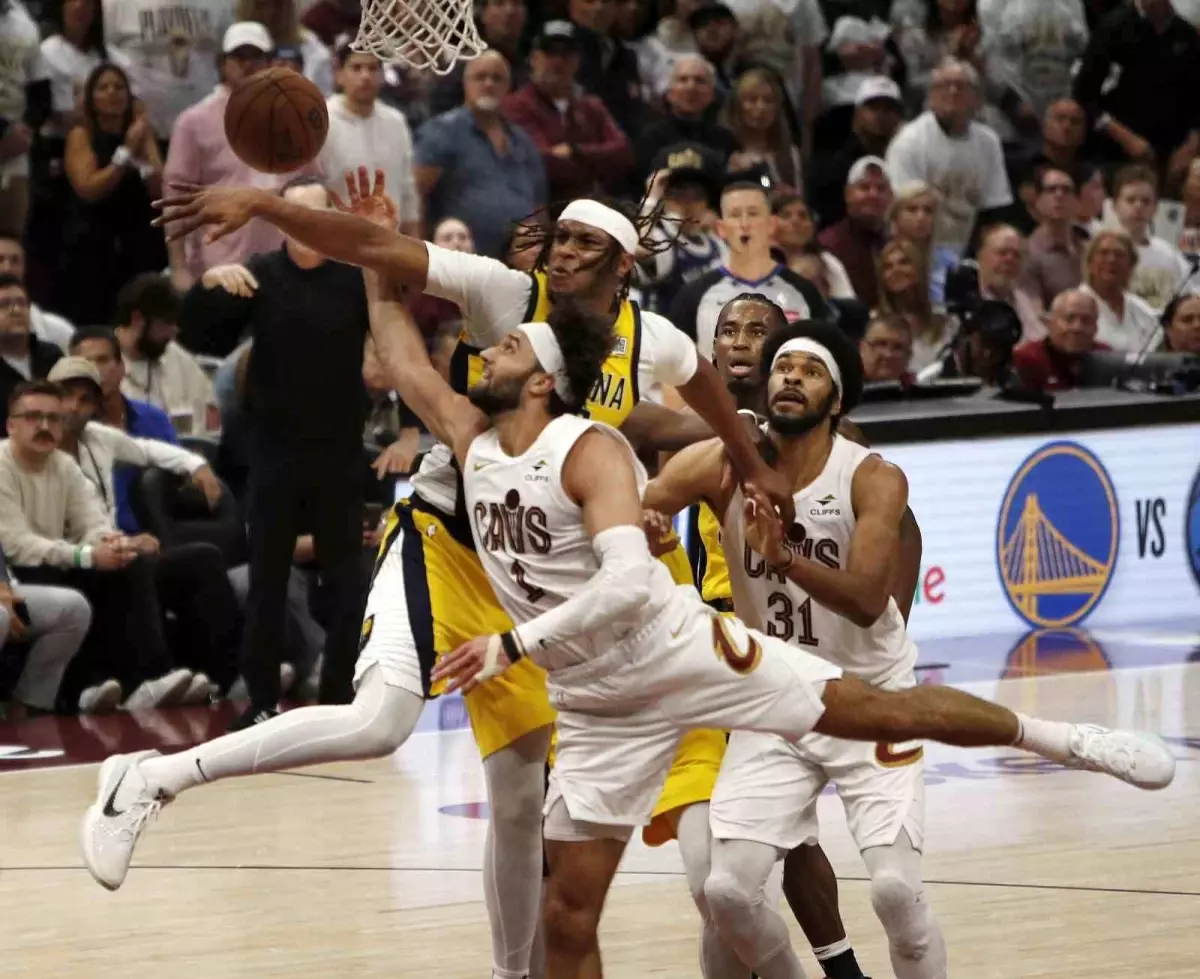 Pacers, Cavaliers'ı Son Saniyede Yenerek Seriyi 2-0 Yakaladı