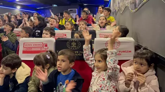 Gezen Sinema TIR'ı 895 Bin Seyirciye Ulaştı