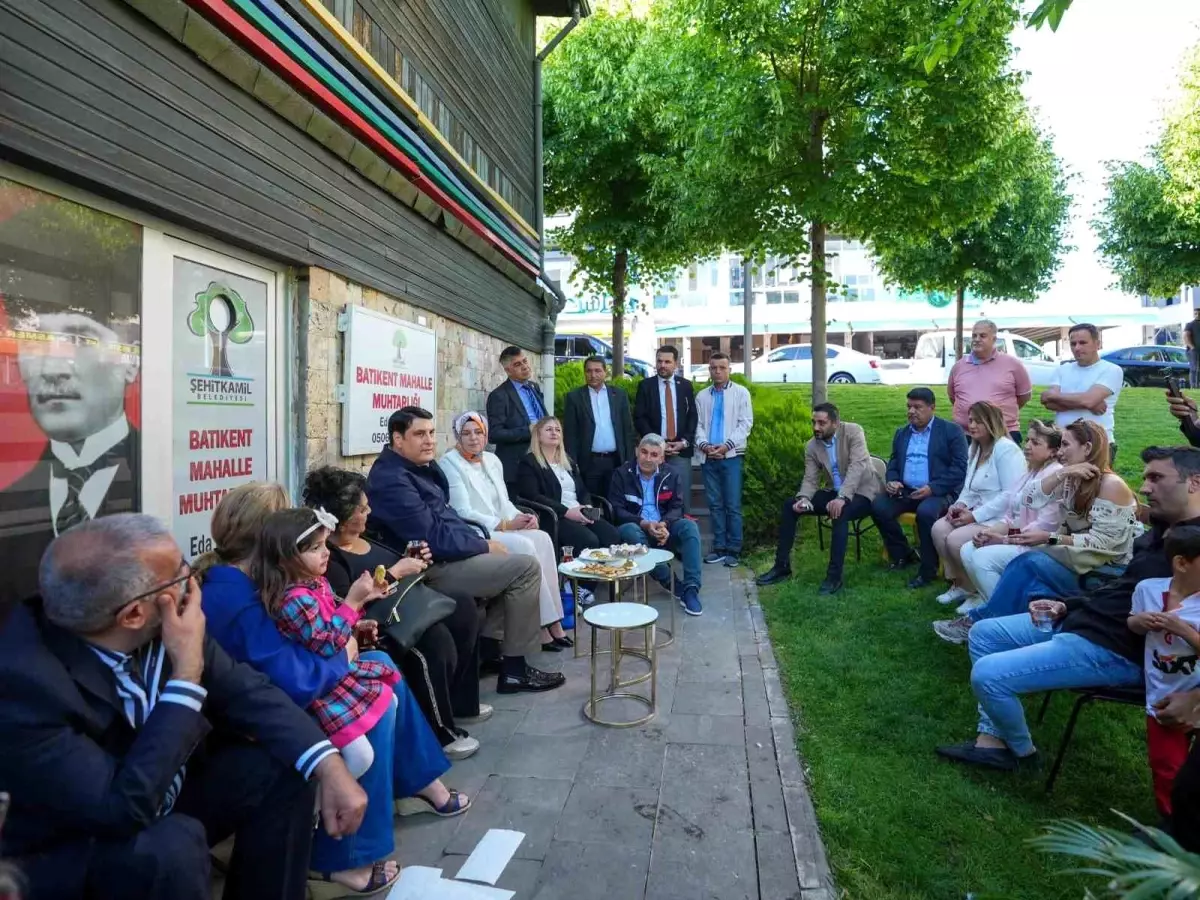 Yılmaz'a Batıkent'te yoğun ilgi