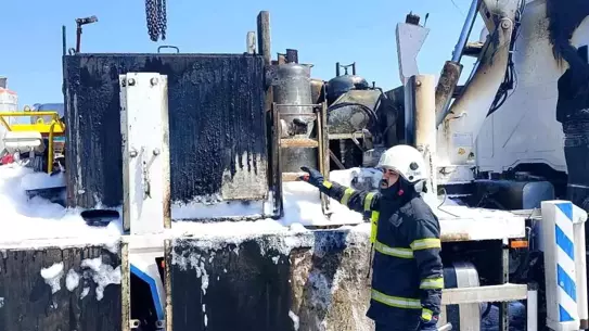 Kahramanmaraş'ta Kamyon Yangını