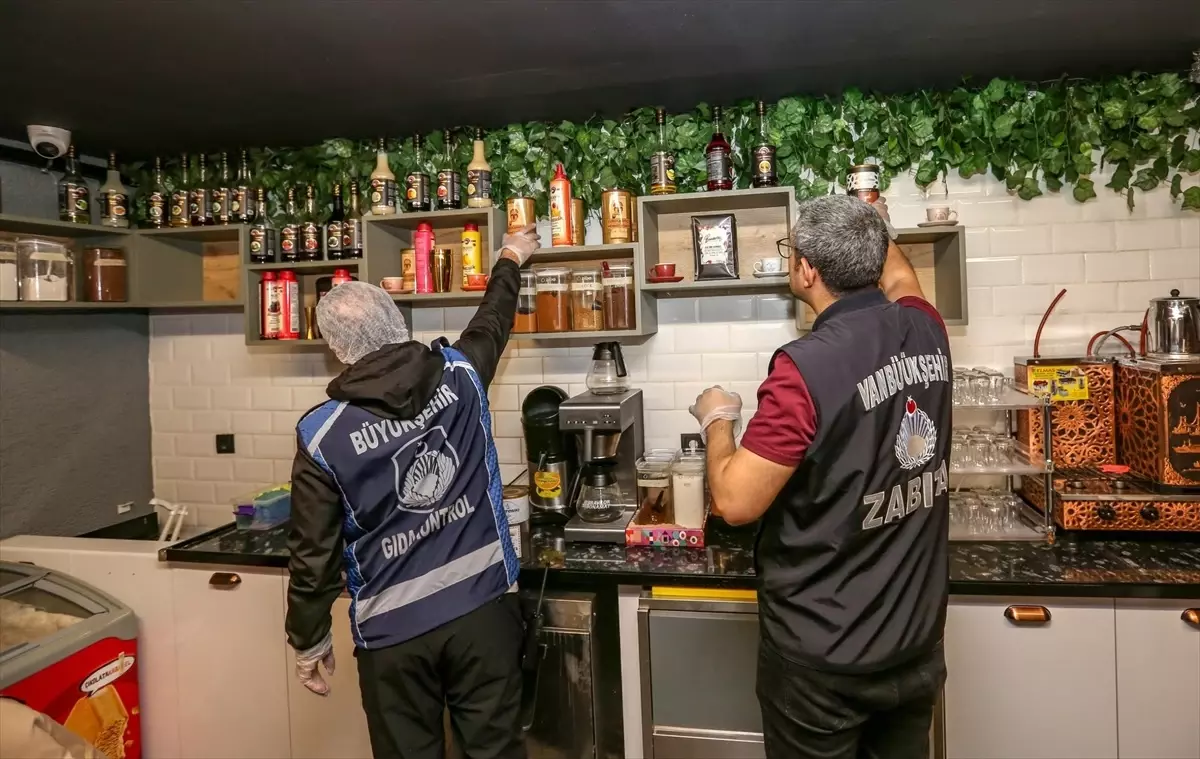 Van'da Zabıta Kafe Denetimi