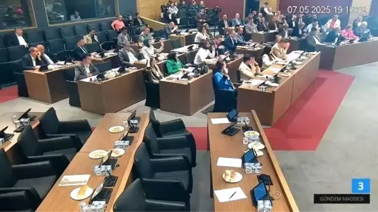 Kütahya Belediyesi Meclis Toplantısı Gergin Başladı