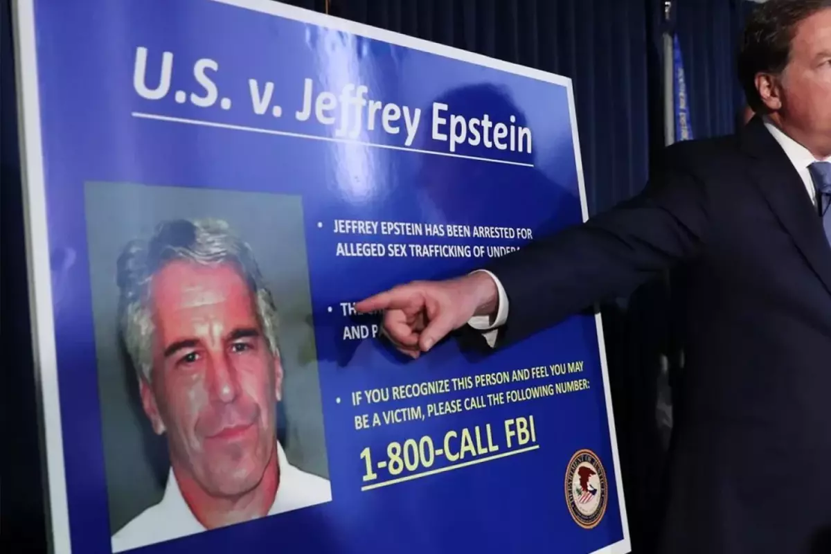 Epstein Davası: On Binlerce Çocuk Video İçin Yargılanıyor