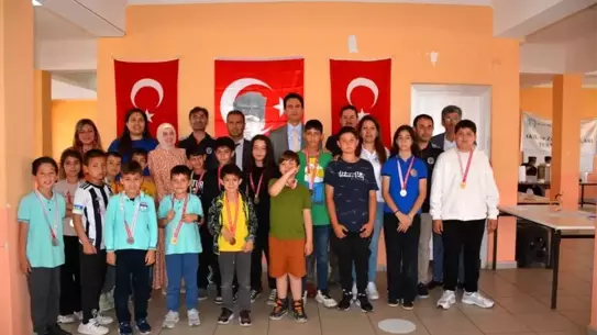 Mavi Yeşil Okullar Satranç Turnuvası Tamamlandı