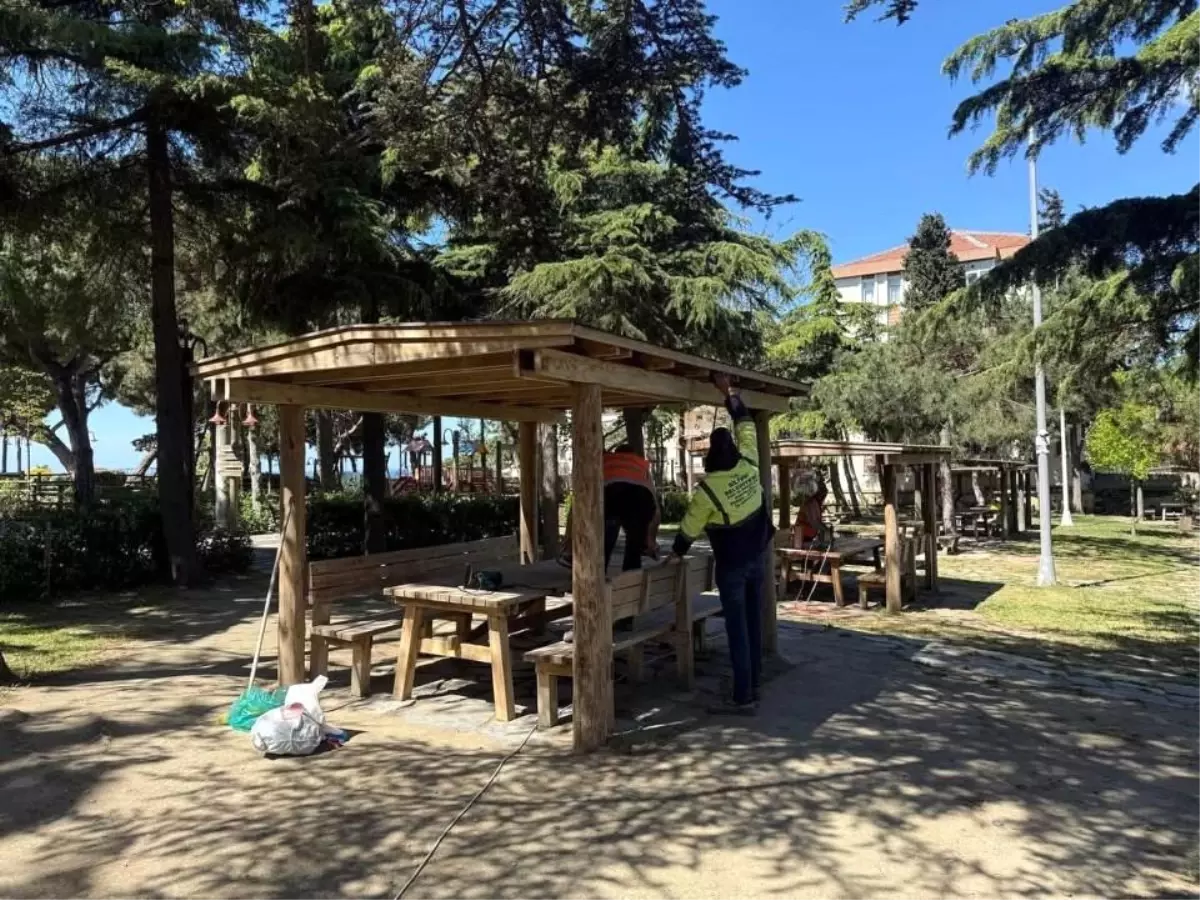 Silivri Belediyesi'nden Kalepark Sosyal Tesisleri'nde Yenileme Çalışmaları