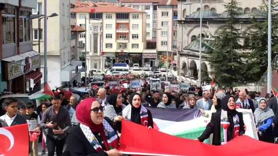 Akdağmadeni'nde Filistin'e destek yürüyüşü düzenlendi