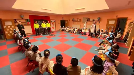 Tercan'da Miniklere Trafik Güvenliği Eğitimi