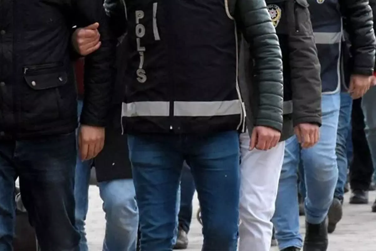 İstanbul'da Terör Operasyonu: 2 Tutuklama