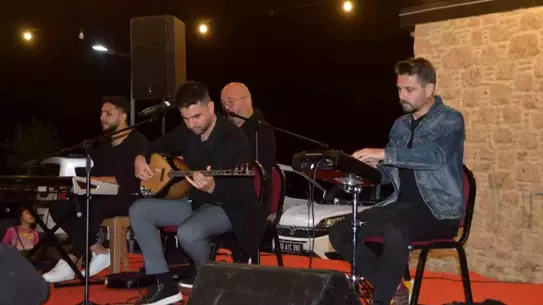 Ulubeyler Pehlivan Güreşleri Öncesi Türk Halk Müziği Konseri Yoğun İlgi Gördü