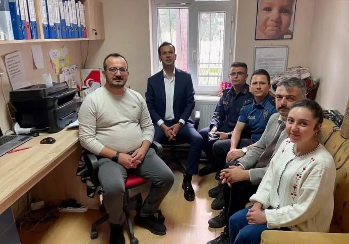 Kaymakam Aslan, Aile Sağlığı Merkezini Ziyaret Etti