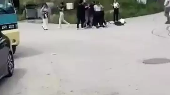 Safranbolu'da Üniversite Kızları Kavga Etti