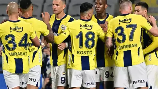 Olaylı maçta Kanarya'dan kritik galibiyet! Fenerbahçe, RAMS Başakşehir'i 4 golle devirdi