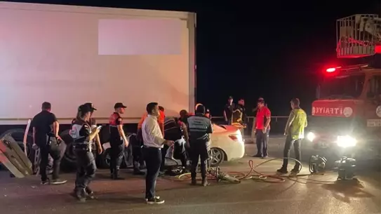 Silifke'de Trafik Kazası: 2 Ölü