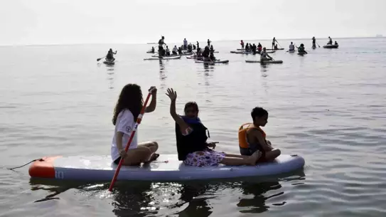 Mersin'de Özel Bireyler Kürek Sörfü ile Denizin Keyfini Çıkardı