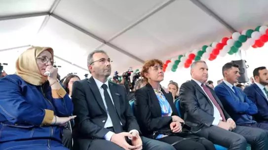 Pendik'te Mattia Ahmet Minguzzi Spor Kompleksi, Minguzzi ailesinin katılımıyla açıldı