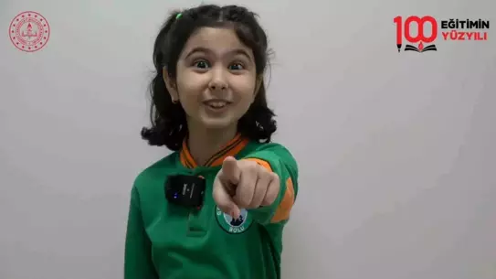 Öğrencilerden Anneler Günü Videolu Anma