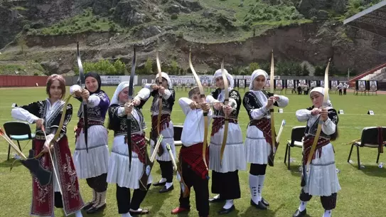 Gümüşhane'de Geleneksel Okçuluk Müsabakaları