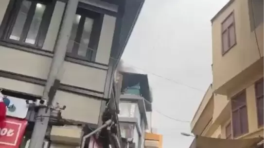 Bursa'da İş Merkezinde Yangın