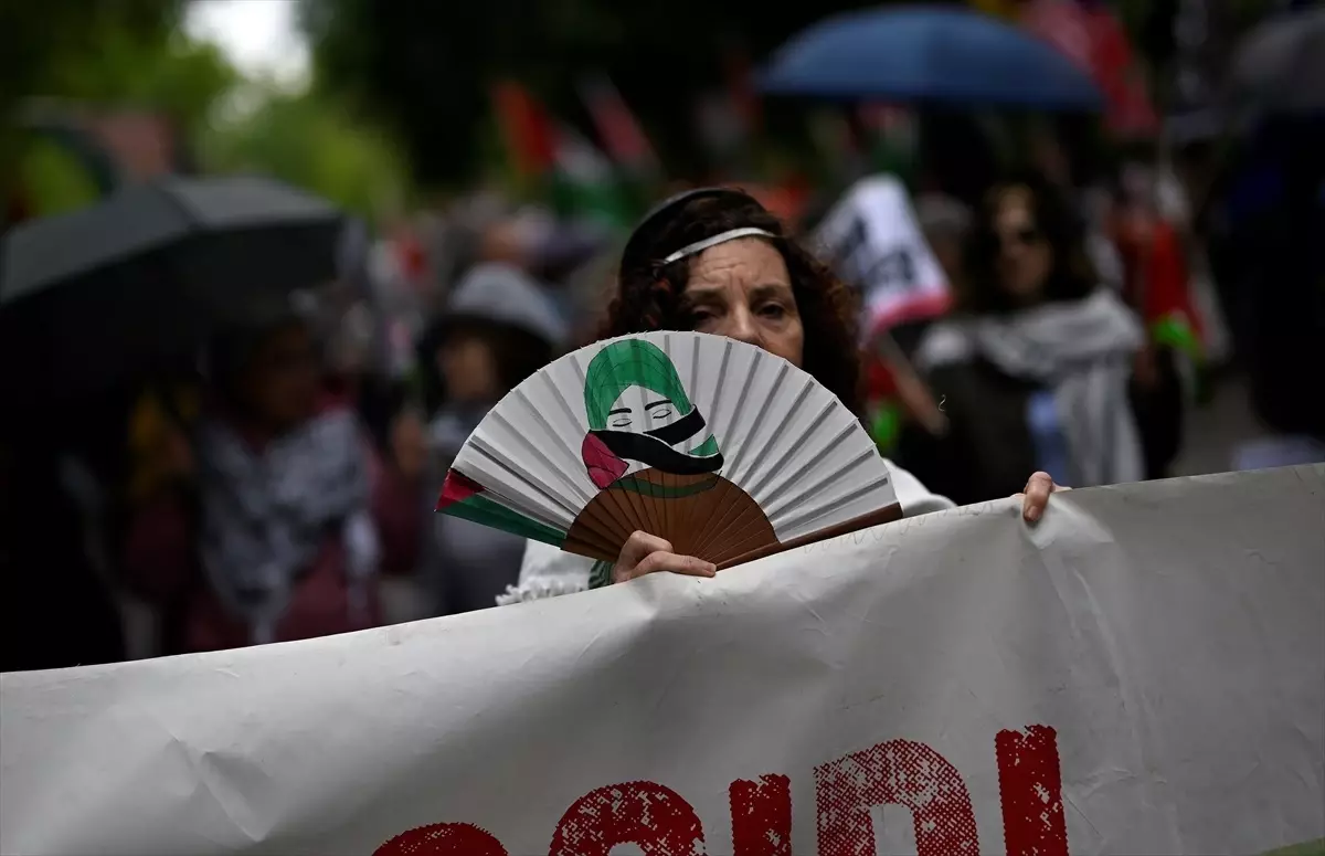 Madrid'de Gazze için büyük protesto