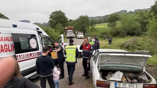 Çanakkale'de Trafik Kazası: 2 Yaralı