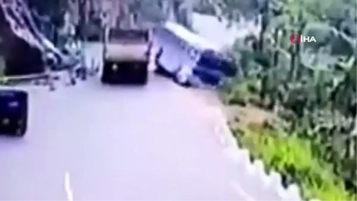 Sri Lanka'da Otobüs Kazası: 21 Ölü