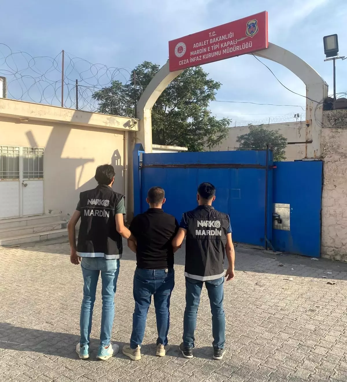 Mardin'de Uyuşturucu Operasyonları: 8 Tutuklama
