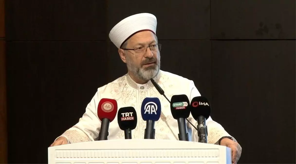 Ali Erbaş'tan Cinsiyetsiz Toplum Uyarısı