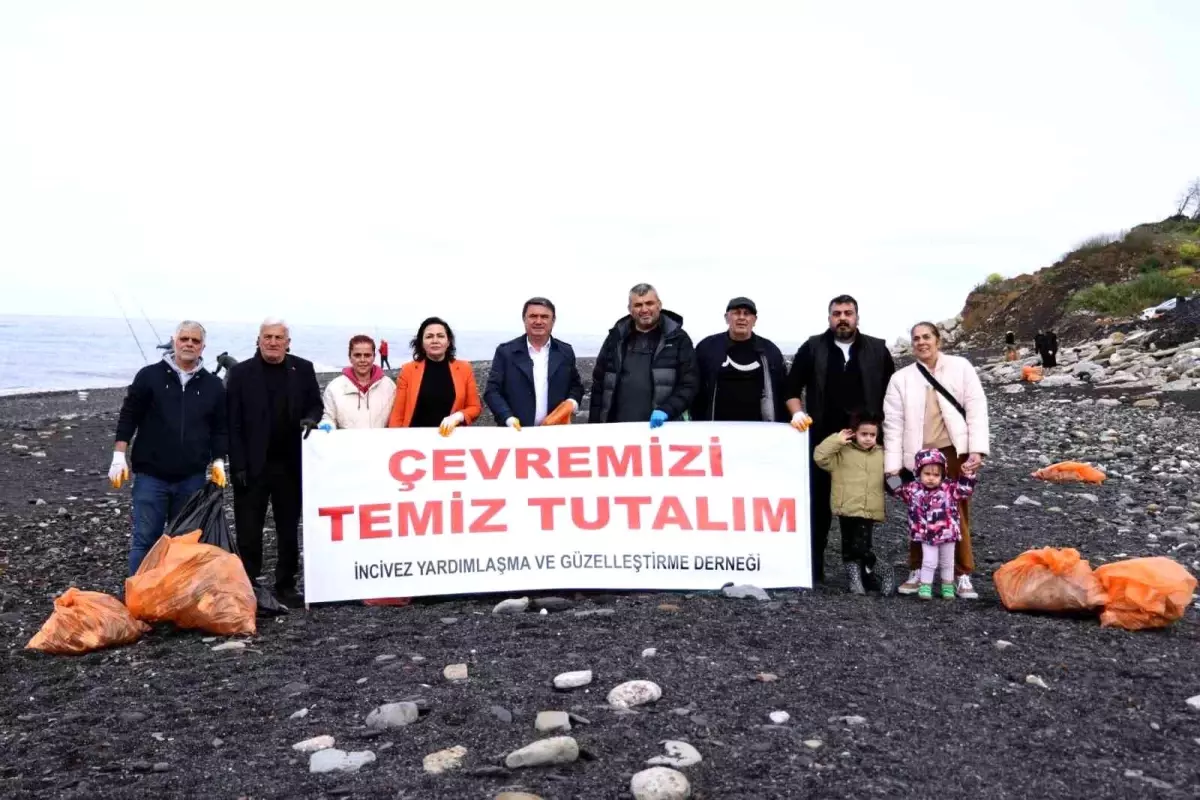 Zonguldak'ta Çevre Bilincine Dikkat Çekmek İçin Temizlik Etkinliği Düzenlendi