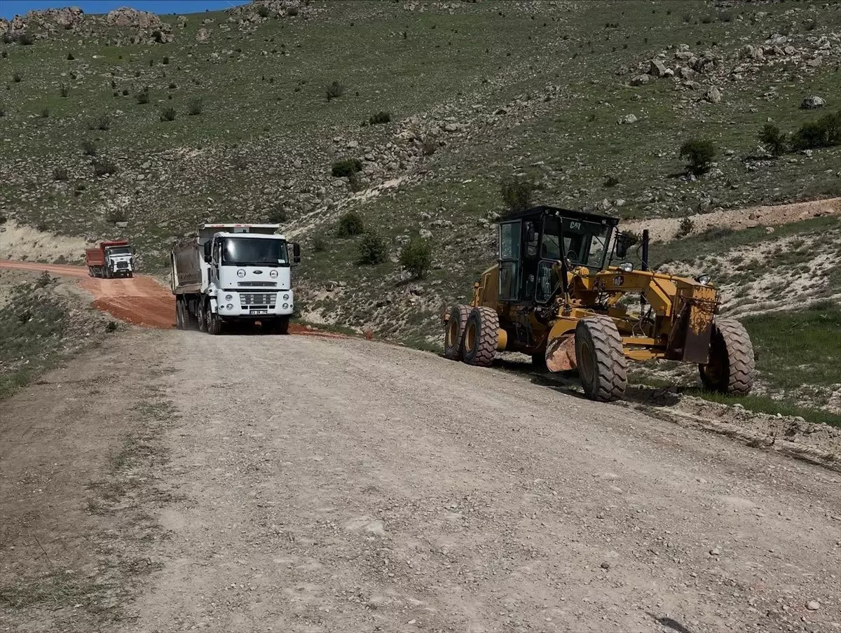 Keban'da Yeni Yol Çalışmaları Başladı
