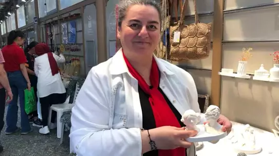 Eskişehir'de Anneler Günü Özel Etkinliği: 40 Anne El Emeği Ürünlerini Sergiledi
