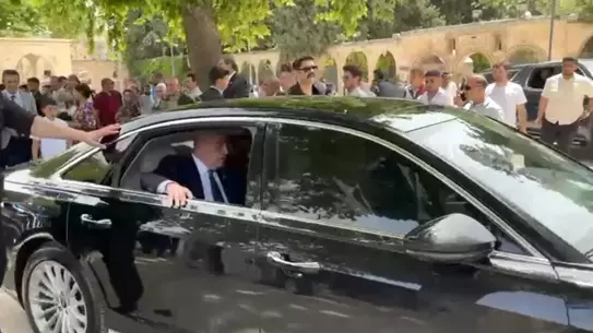 Müsavat Dervişoğlu'ndan tepki çeken hareket