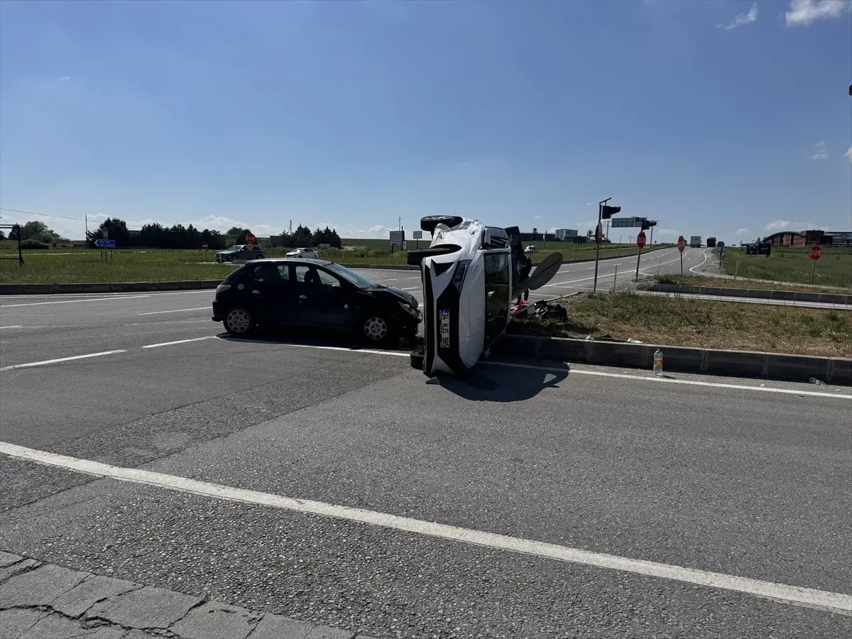 Edirne'de Trafik Kazası: 5 Yaralı