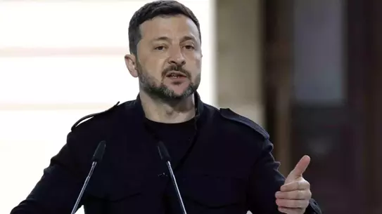 Zelenskiy: "Perşembe günü Putin'i Türkiye'de bekliyor olacağım"