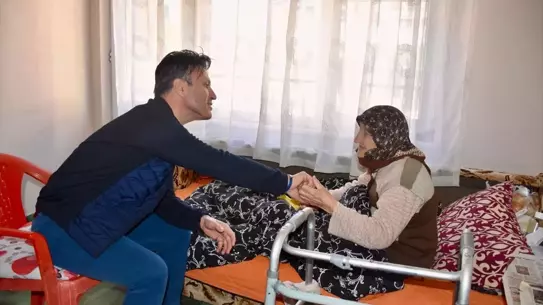 Başkan Soyuak'tan Anneler Günü Ziyareti