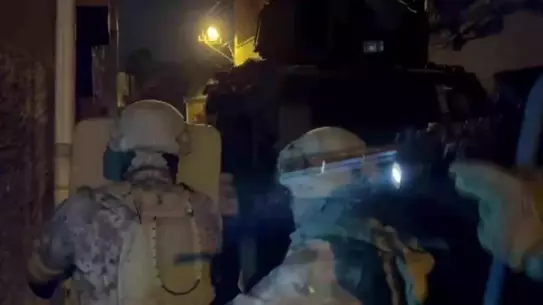 Adana'da Kaçak Silah Operasyonu