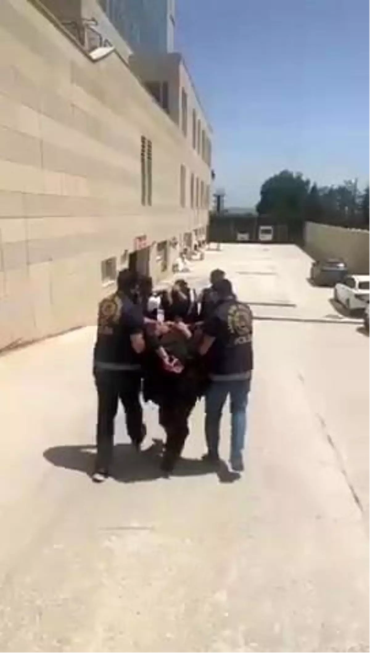 Elazığ'da Muhtar Yaraladı, Şüpheliler Yakalandı