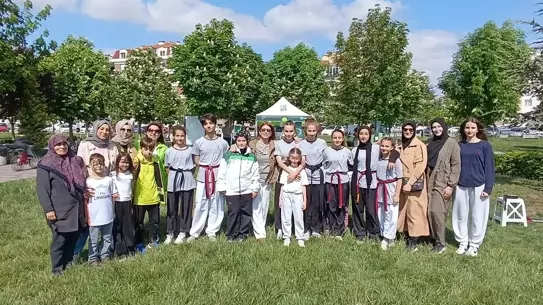 Yeşilay'dan Anneler Günü Etkinliği