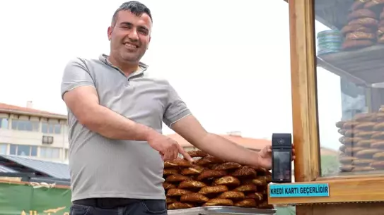 Simitçiden Kredi Kartıyla Ödeme Dönemi